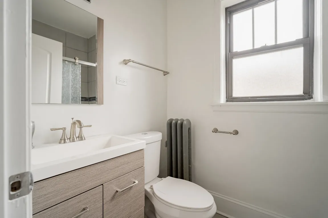 4748 S Woodlawn Ave, , 60615, USA 60615-unit#1W-Chicago-IL