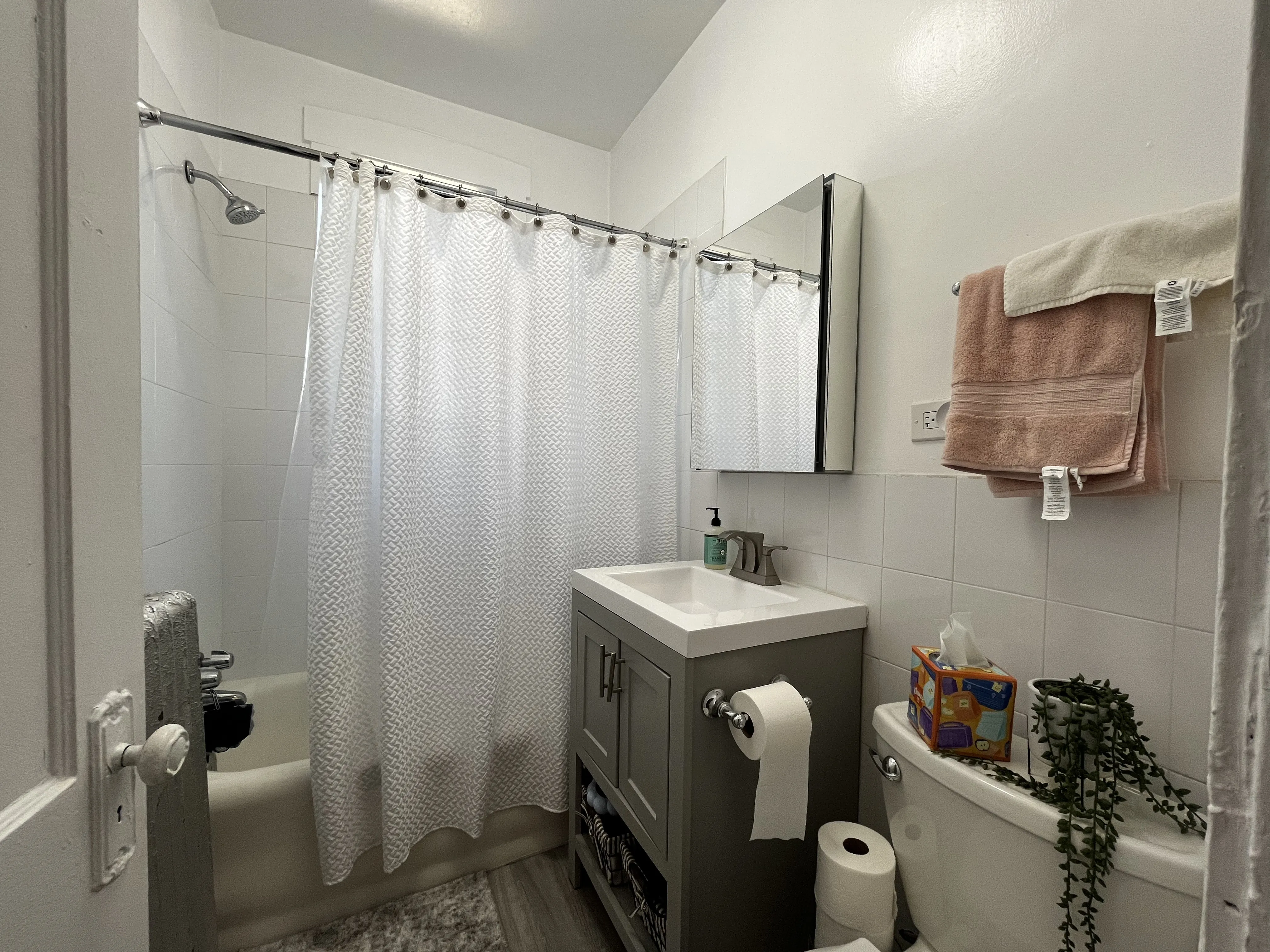 1623 W Belmont Ave, ,  60657, USA 60657-unit#I6-Chicago-IL