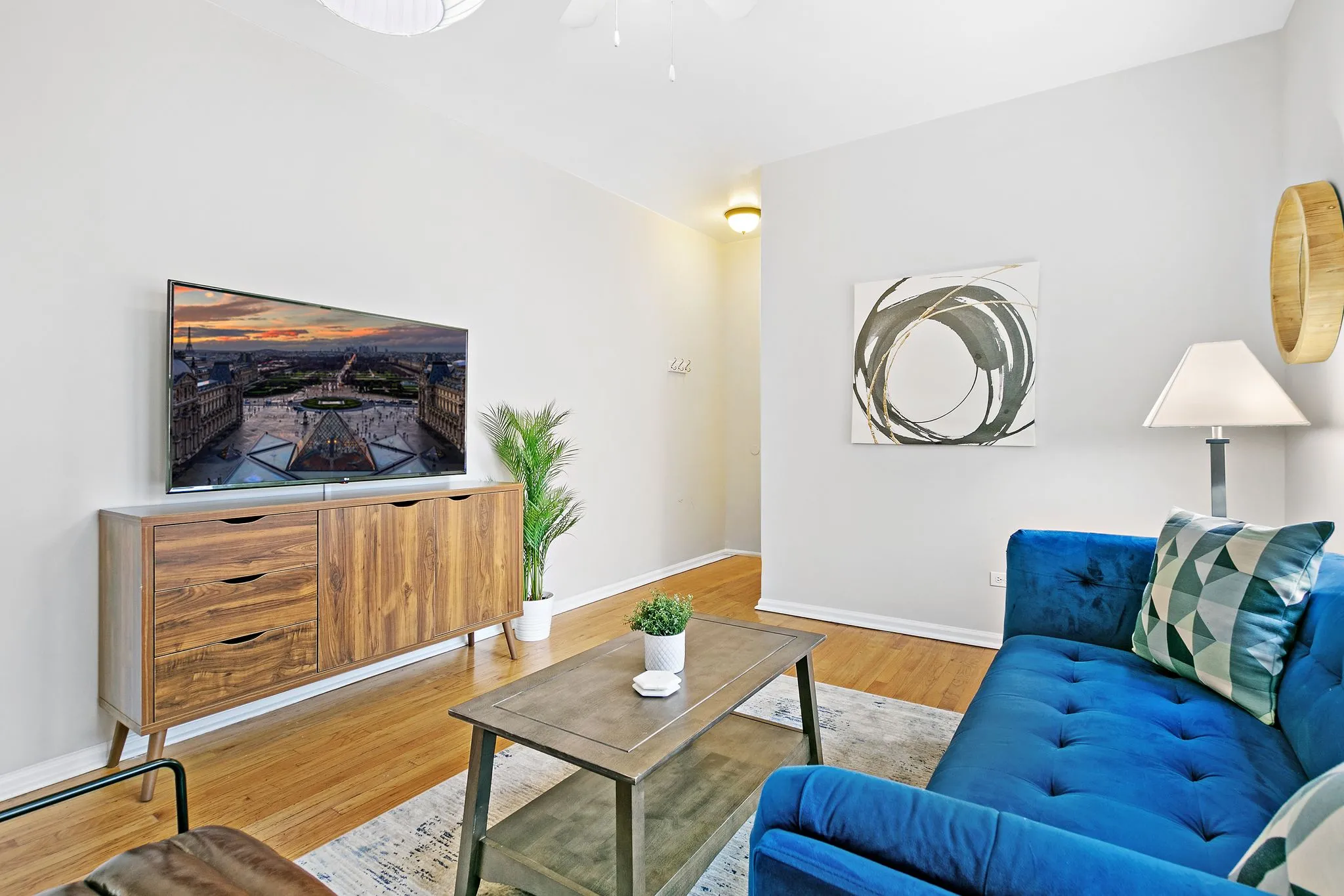 1445 W Lunt Ave, ,  60626, USA 60626-unit#1S-Chicago-IL