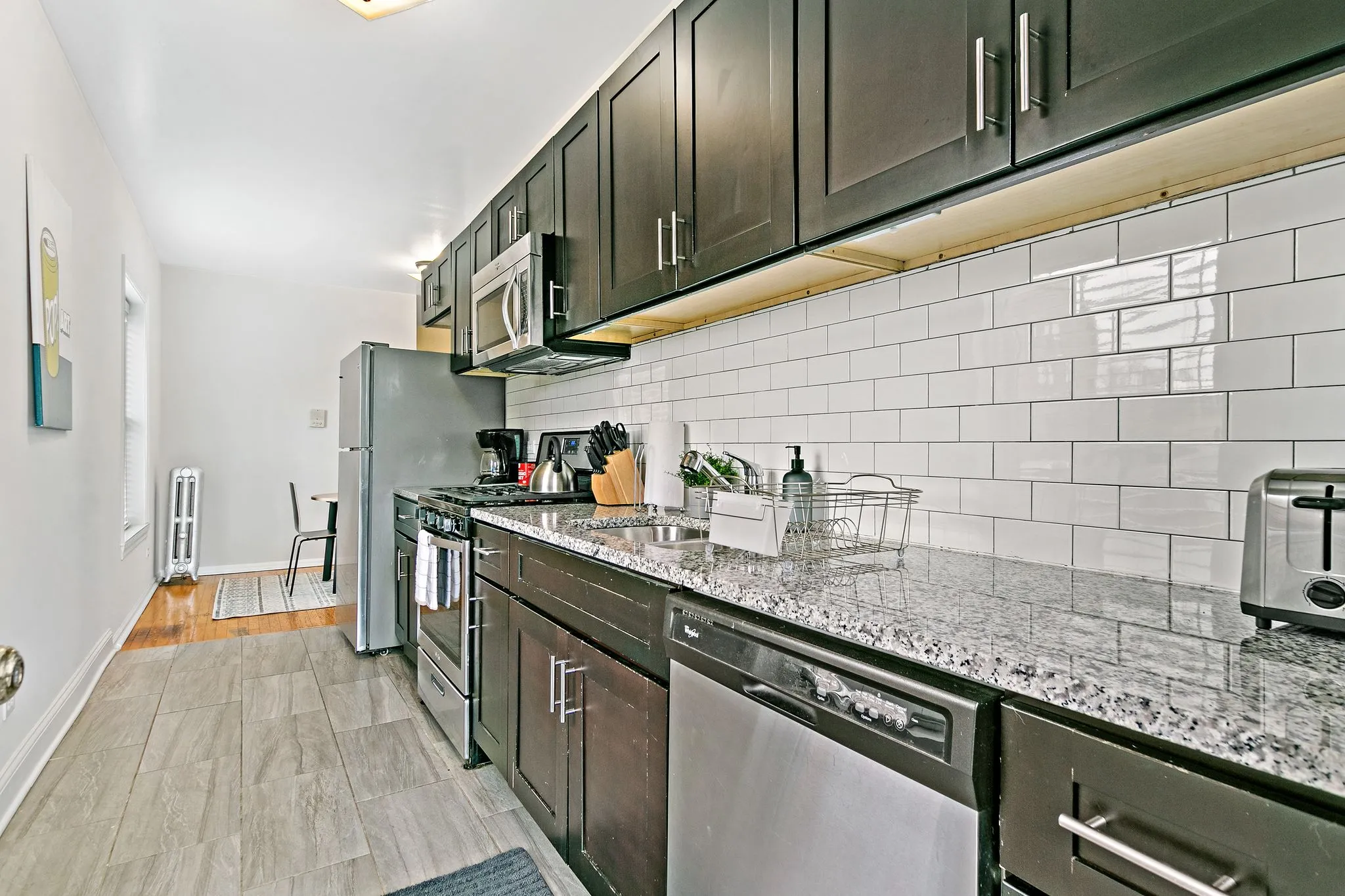 1445 W Lunt Ave, ,  60626, USA 60626-unit#1S-Chicago-IL
