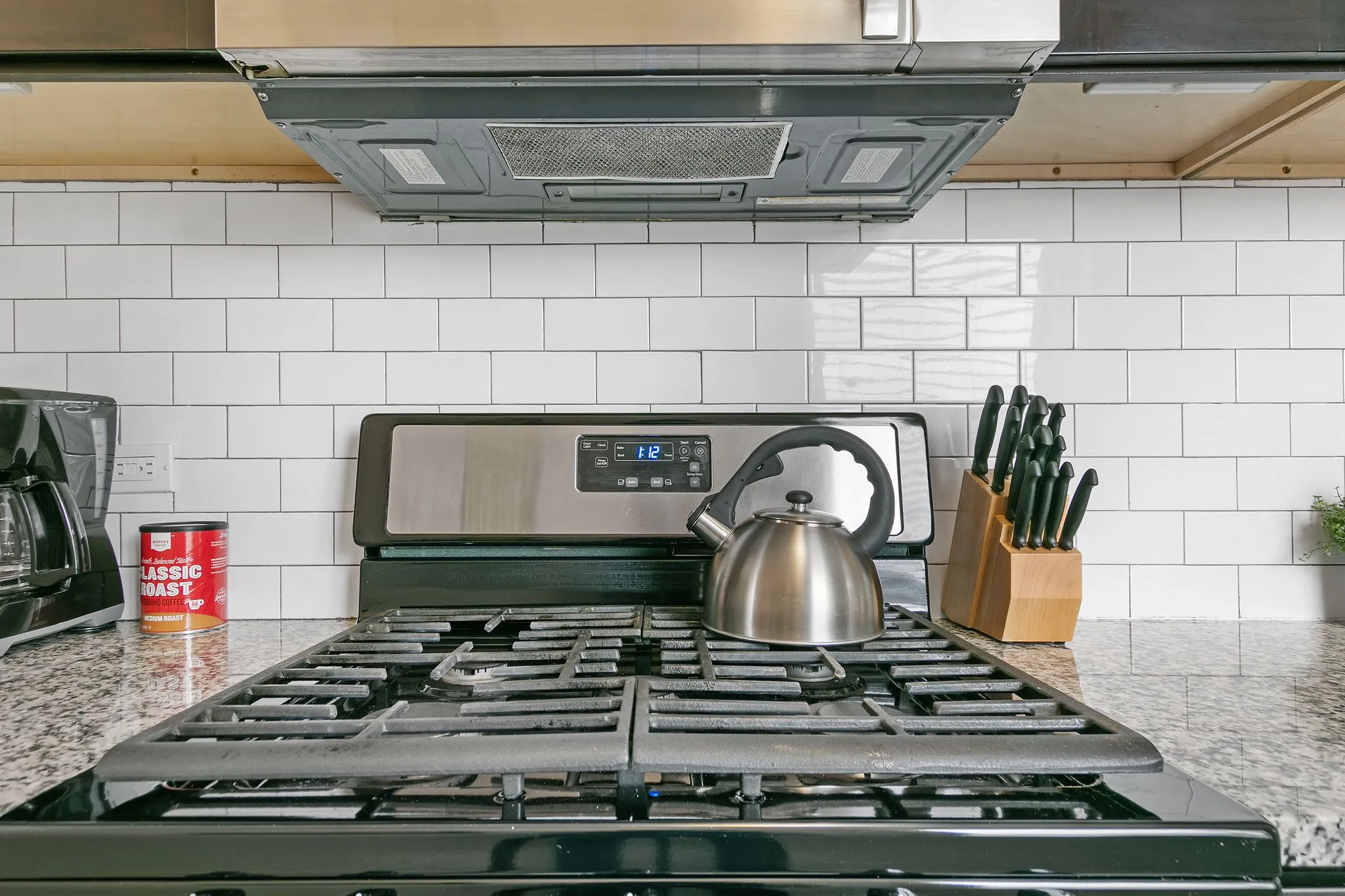 1445 W Lunt Ave, ,  60626, USA 60626-unit#1S-Chicago-IL