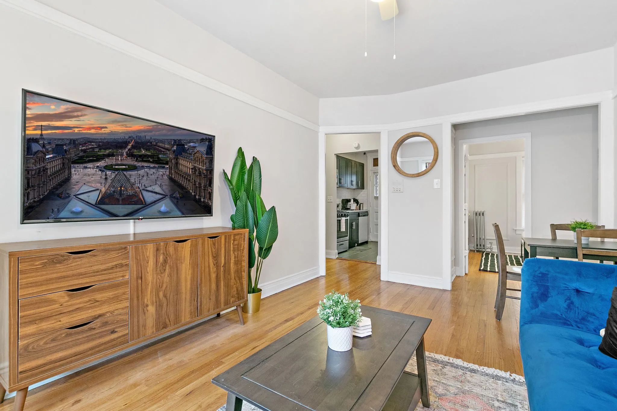 1433 W Lunt Ave, ,  60626, USA 60626-unit#2S-Chicago-IL