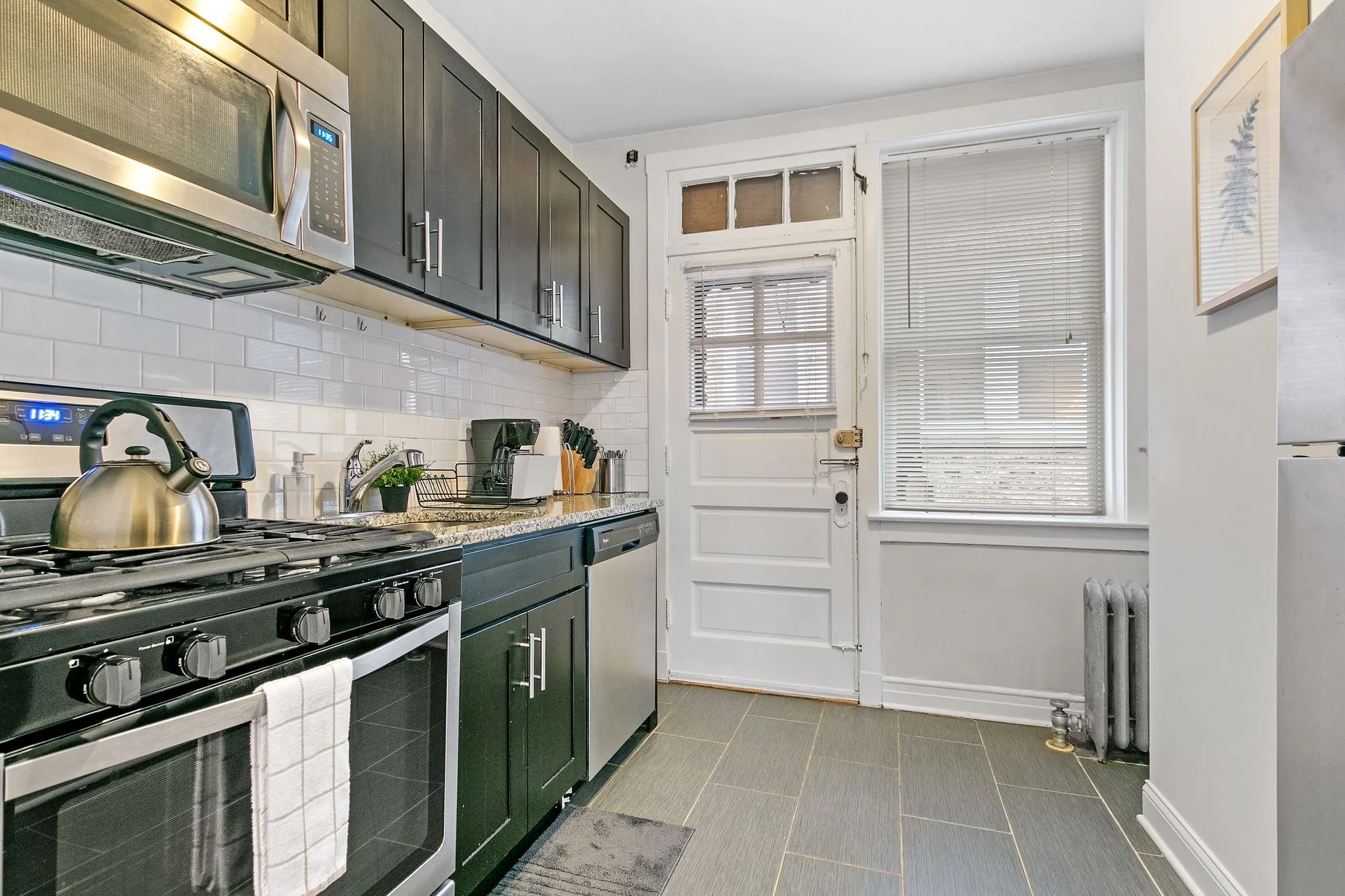 1433 W Lunt Ave, ,  60626, USA 60626-unit#2S-Chicago-IL