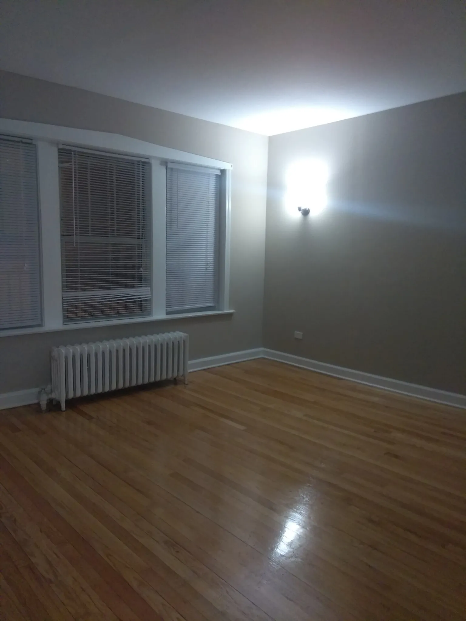 6647 N Greenview Ave, ,  60626, USA 60626-unit#E2-Chicago-IL