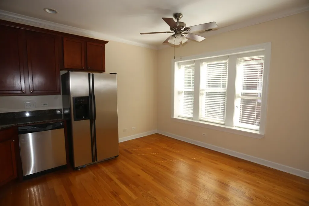 3252 N Clifton Ave, ,  60657, USA 60657-unit#1E-Chicago-IL