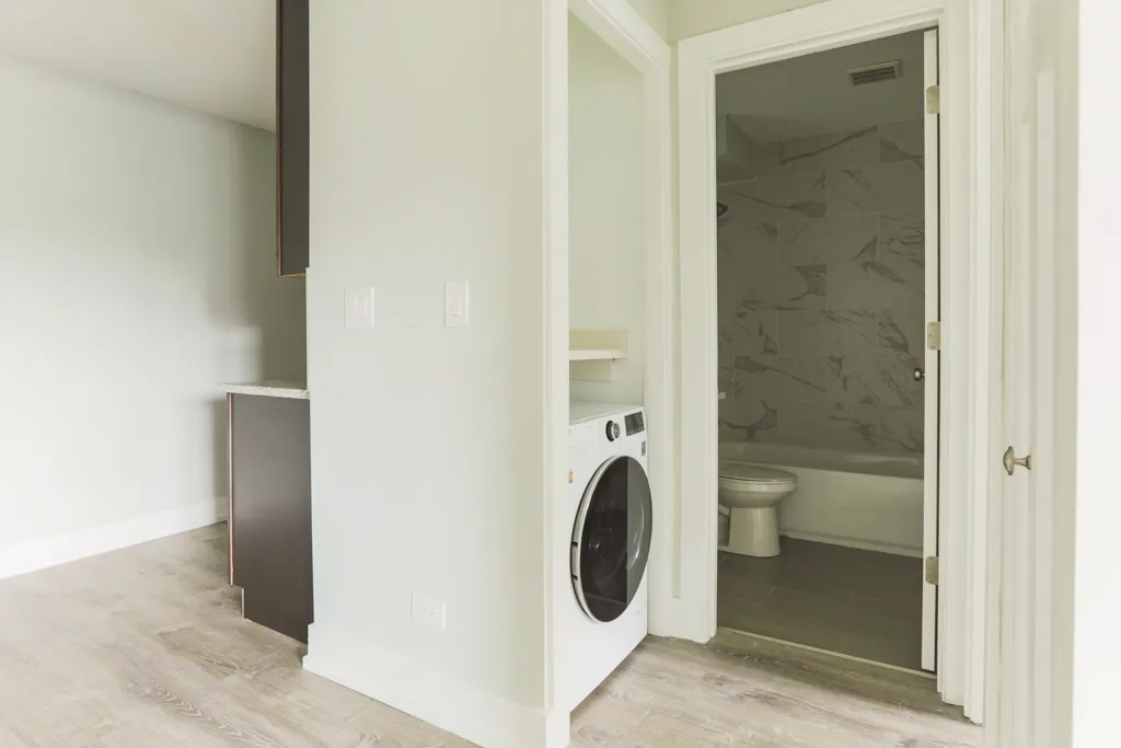 445 W Barry Ave, , 60657, USA 60657-unit#528-Chicago-IL