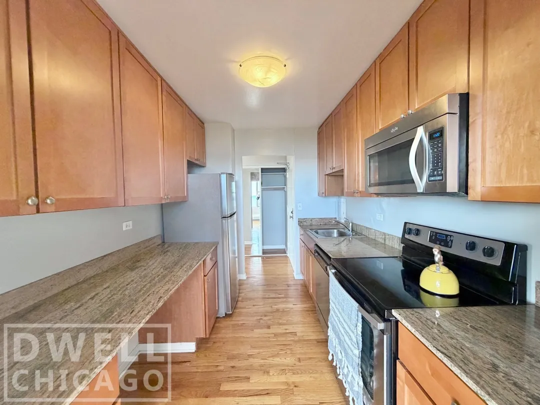 5650 N Sheridan Rd, ,  60660, USA 60660-unit#21B-Chicago-IL