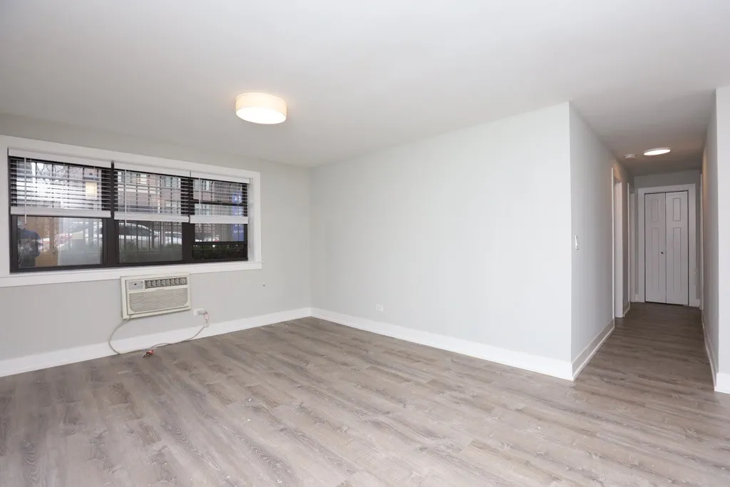 445 W Barry Ave, , 60657, USA 60657-unit#102-Chicago-IL