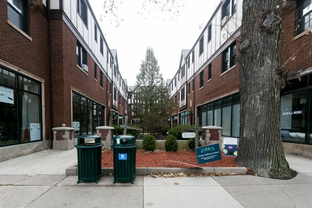 896 Green Bay Rd, , 60093, USA 60093-unit#A09-Winnetka-IL