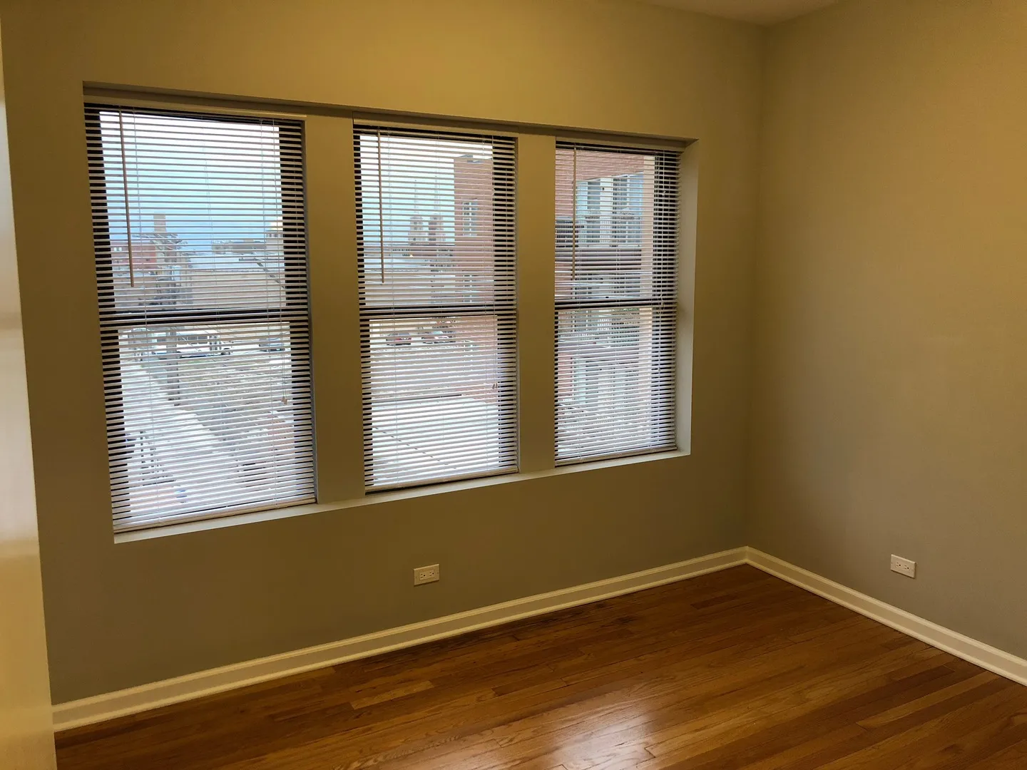 3215 W Cullom Ave, ,  60618, USA 60618-unit#2-Chicago-IL