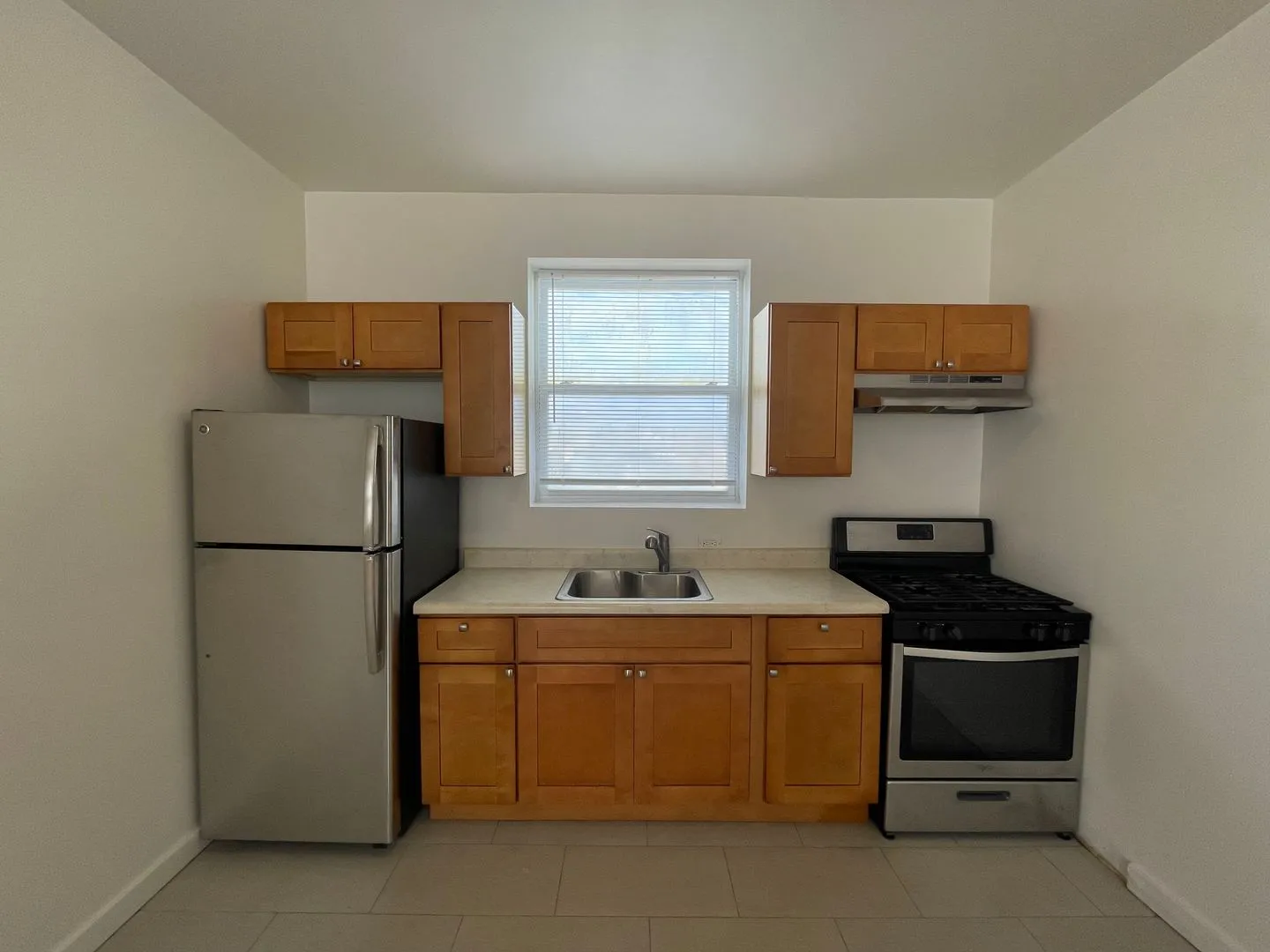 6343 N Claremont Ave, ,  60659, USA 60645-unit#3E-Chicago-IL