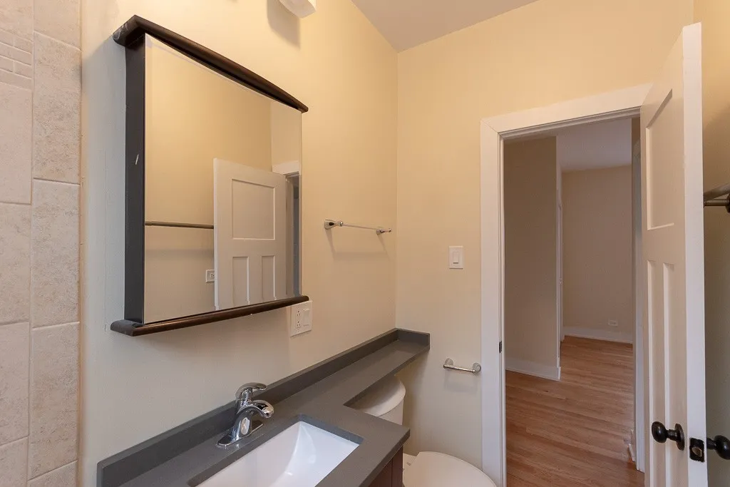 3722 N Pine Grove Ave, ,  60613, USA 60613-unit#3W-Chicago-IL