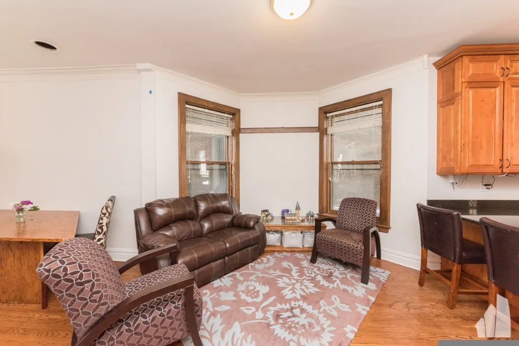3744 N Fremont St, ,  60613, USA 60613-unit#1-Chicago-IL