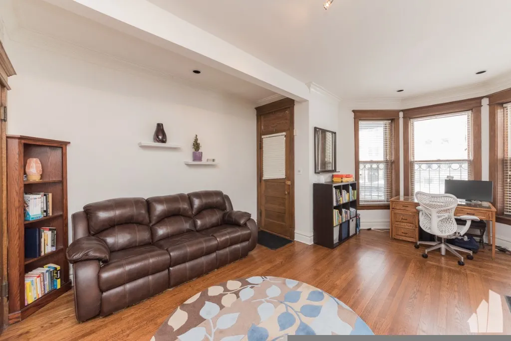 3744 N Fremont St, ,  60613, USA 60613-unit#1-Chicago-IL