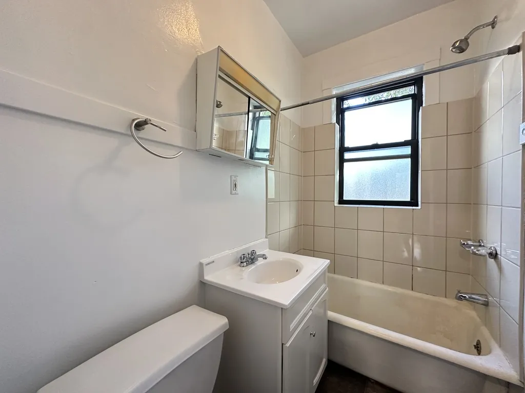 2842 N Orchard St, , 60657, USA 60657-unit#26-Chicago-IL