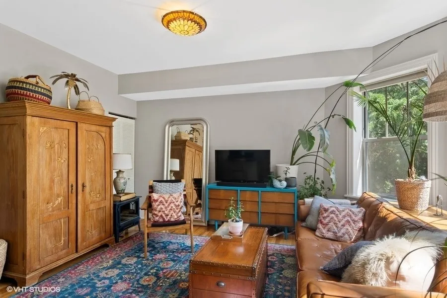 5402 N Kenmore Ave, ,  60640, USA 60640-unit#2E-Chicago-IL