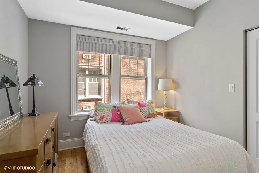 5402 N Kenmore Ave, ,  60640, USA 60640-unit#2E-Chicago-IL