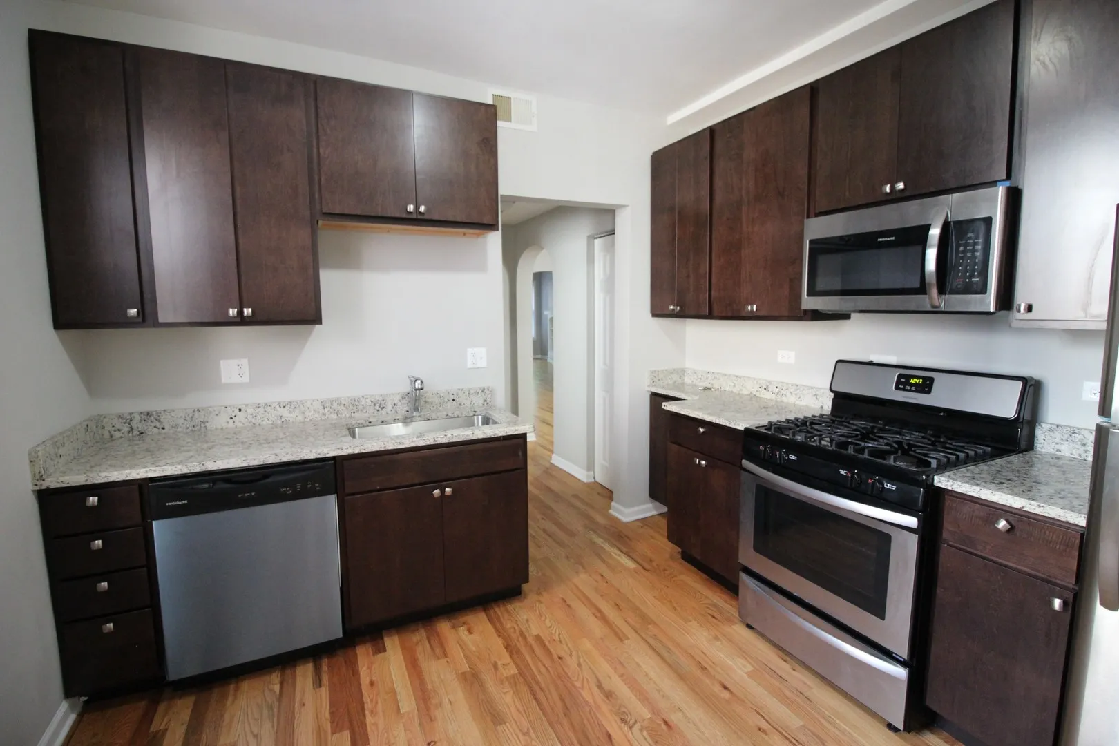 4948 N Ridgeway Ave, ,  60625, USA 60625-unit#3F-Chicago-IL