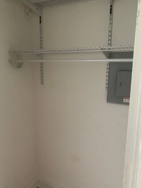 3915 N Southport Ave, ,  60613, USA 60613-unit#1W-Chicago-IL