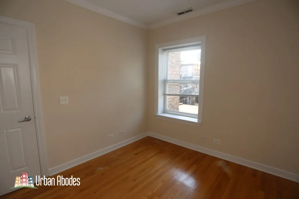 3252 N Clifton Ave, , 60657, USA 60657-unit#2W-Chicago-IL