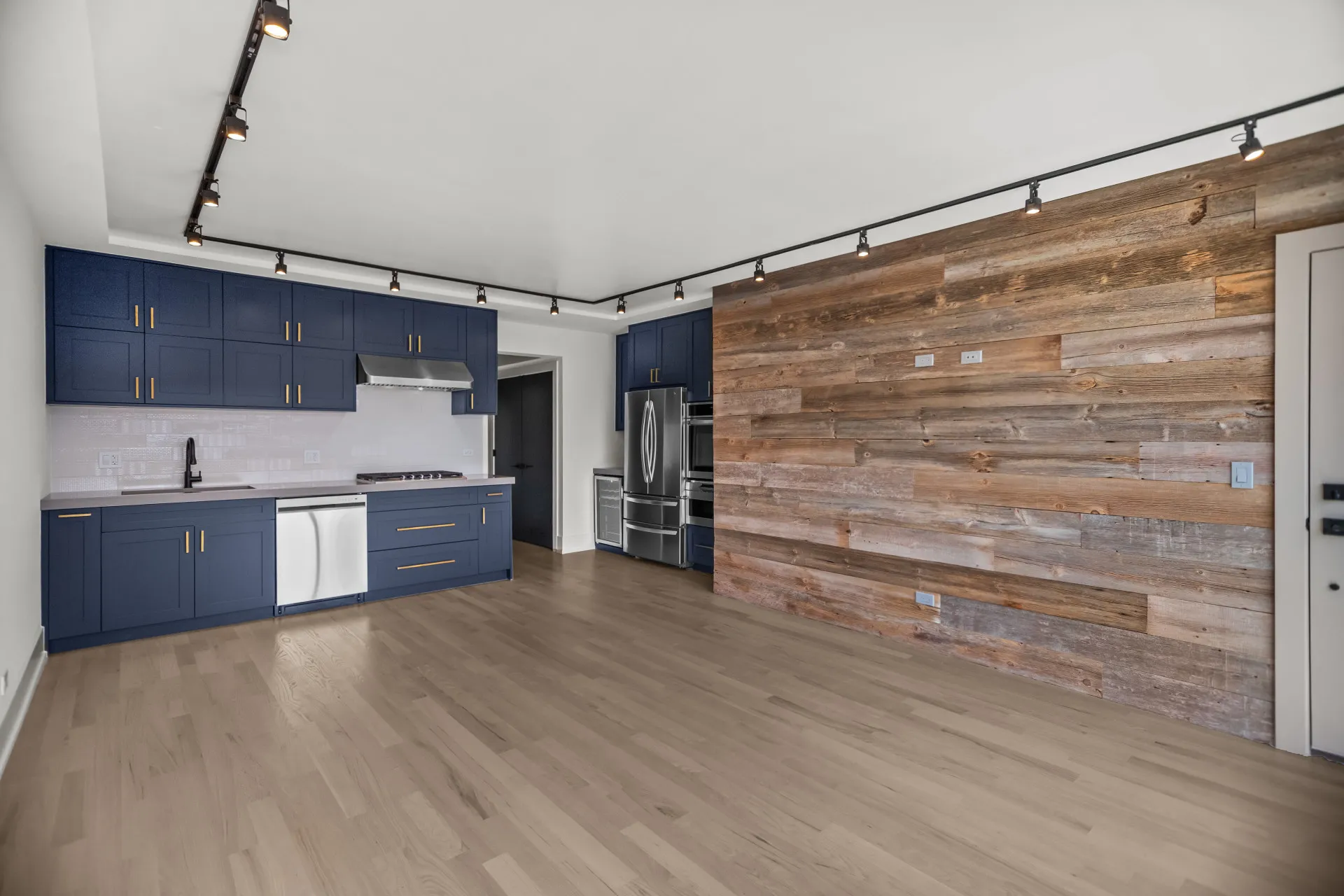 6556 S Minerva Ave, ,  60637, USA 60637-unit#1N-Chicago-IL