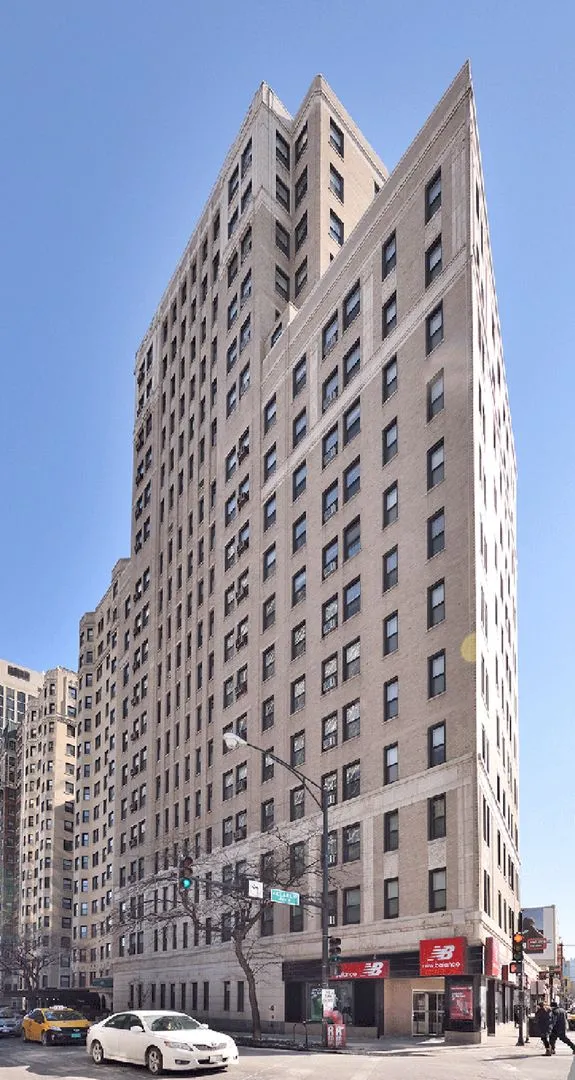 415 W Fullerton Pkwy, , 60614, USA 60614-unit#1801-Chicago-IL