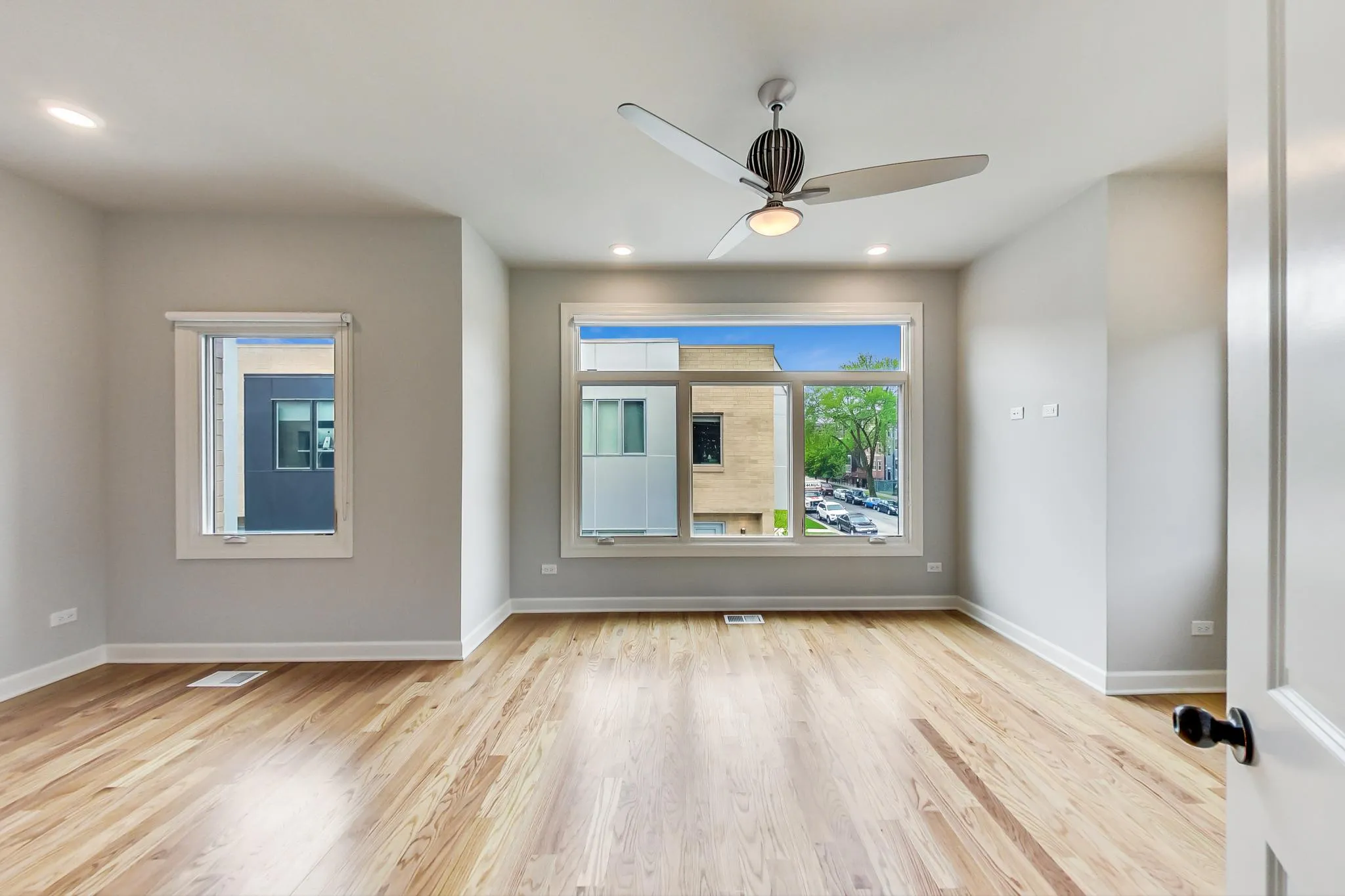 6115 S University Ave, ,  60637, USA 60637-unit#5-Chicago-IL