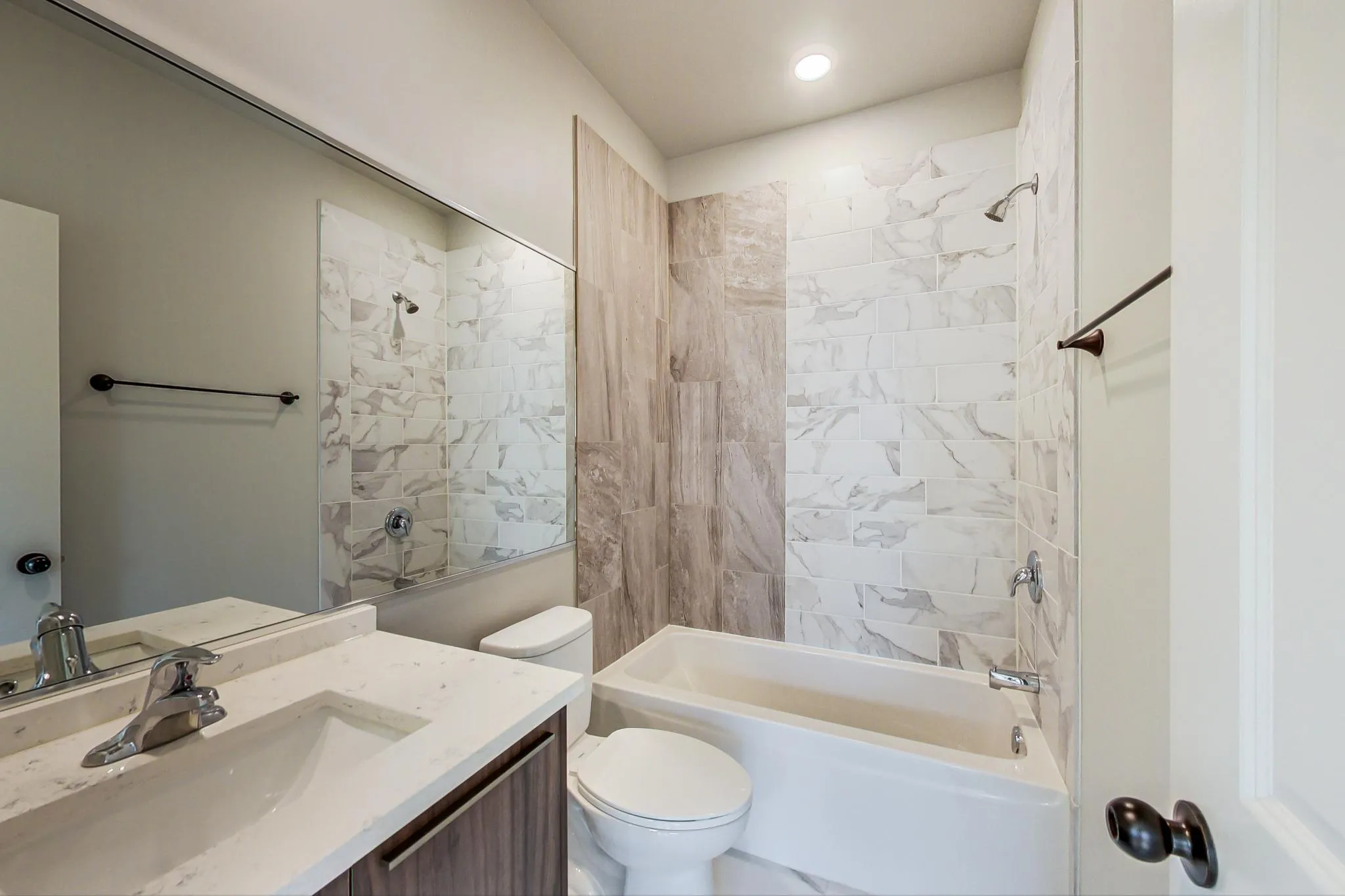 6115 S University Ave, ,  60637, USA 60637-unit#5-Chicago-IL