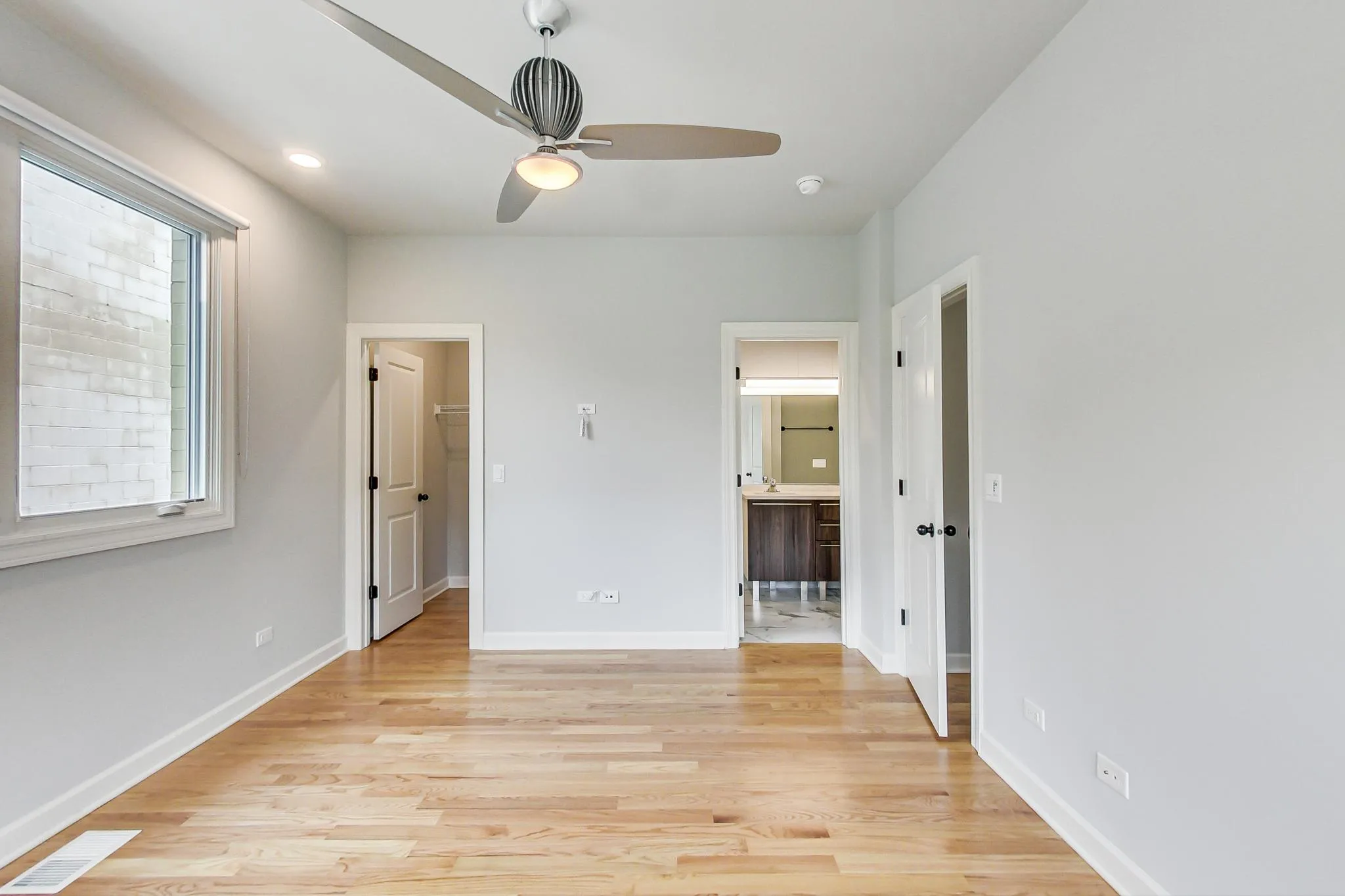 6115 S University Ave, ,  60637, USA 60637-unit#5-Chicago-IL