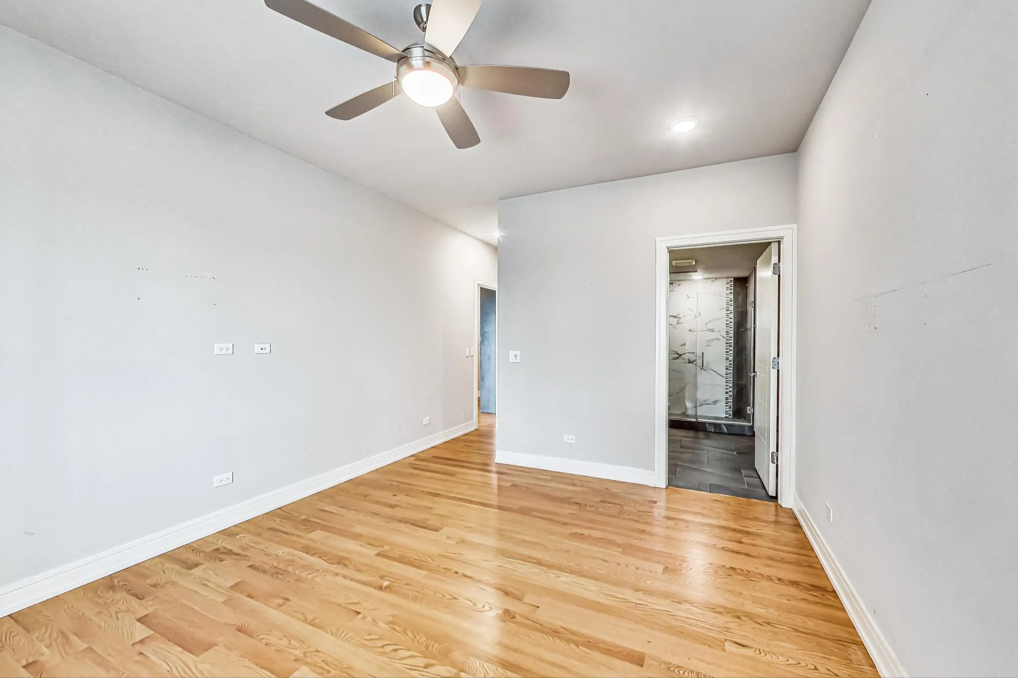 1639 W Grand Ave, ,  60622, USA 60622-unit#201-Chicago-IL