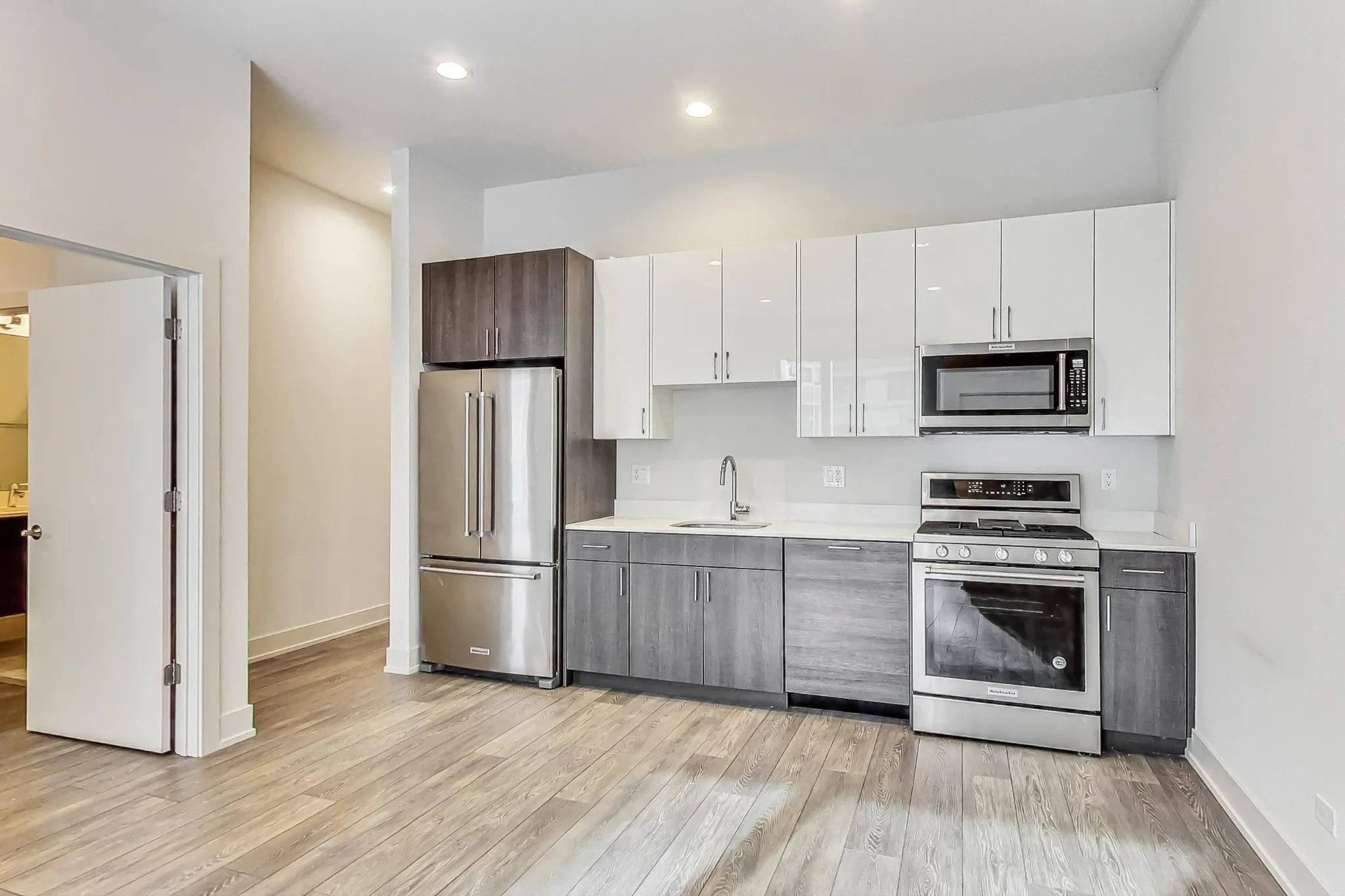 847 N Larrabee St, , 60610, USA 60610-unit#2F-Chicago-IL
