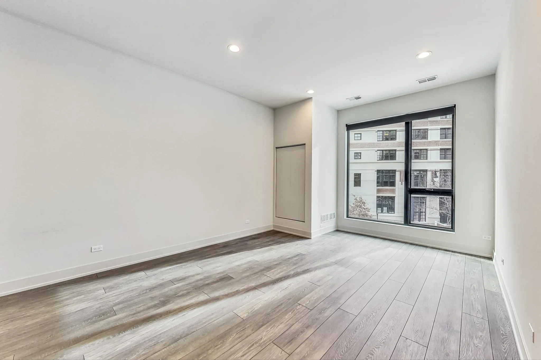 847 N Larrabee St, ,  60610, USA 60610-unit#2F-Chicago-IL