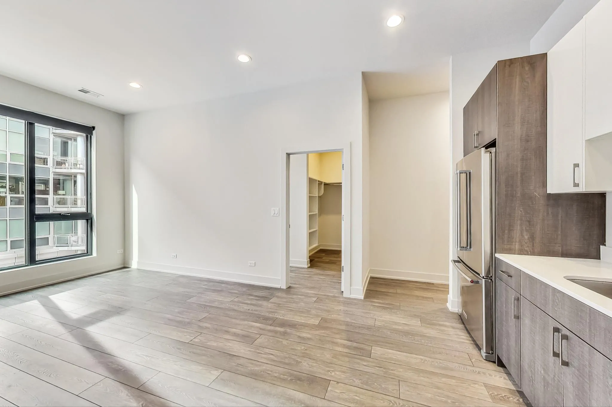 847 N Larrabee St, ,  60610, USA 60610-unit#2F-Chicago-IL