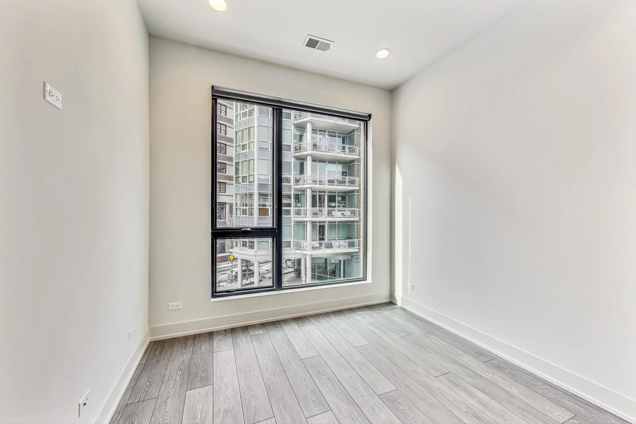 847 N Larrabee St, ,  60610, USA 60610-unit#2F-Chicago-IL