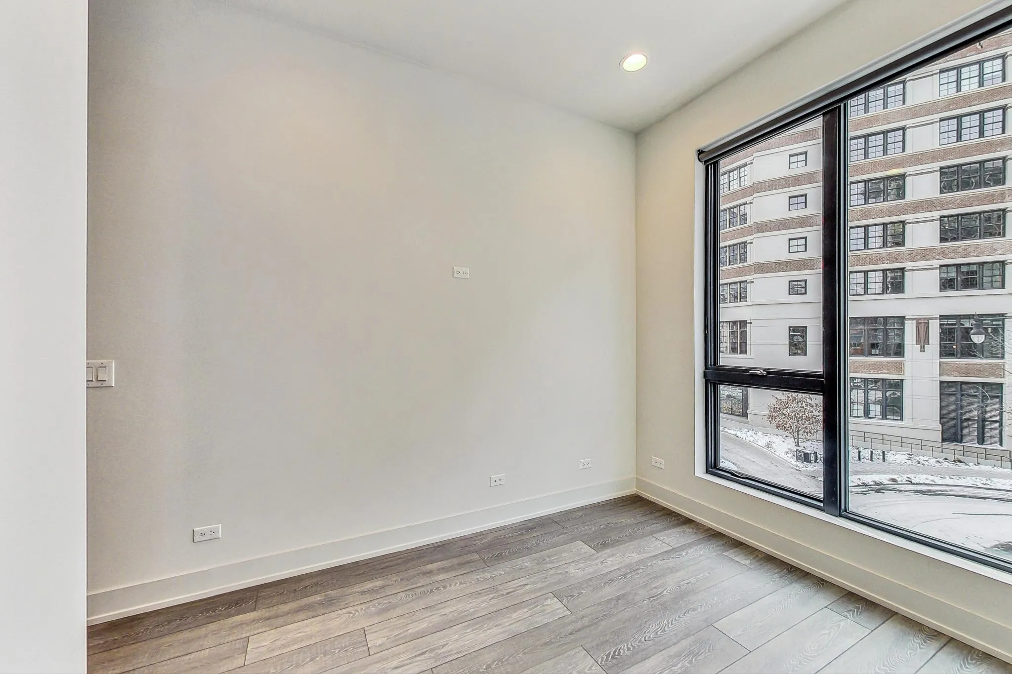 847 N Larrabee St, ,  60610, USA 60610-unit#2F-Chicago-IL
