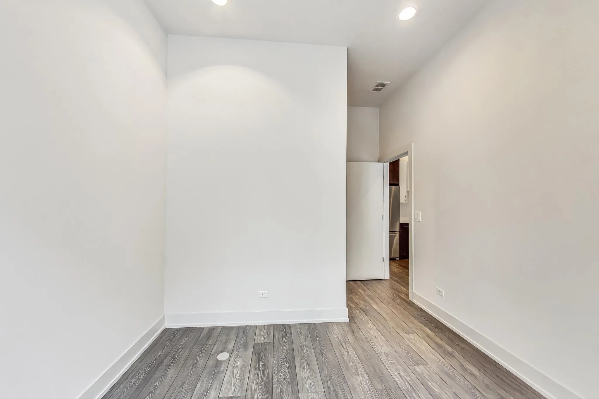 847 N Larrabee St, ,  60610, USA 60610-unit#2F-Chicago-IL