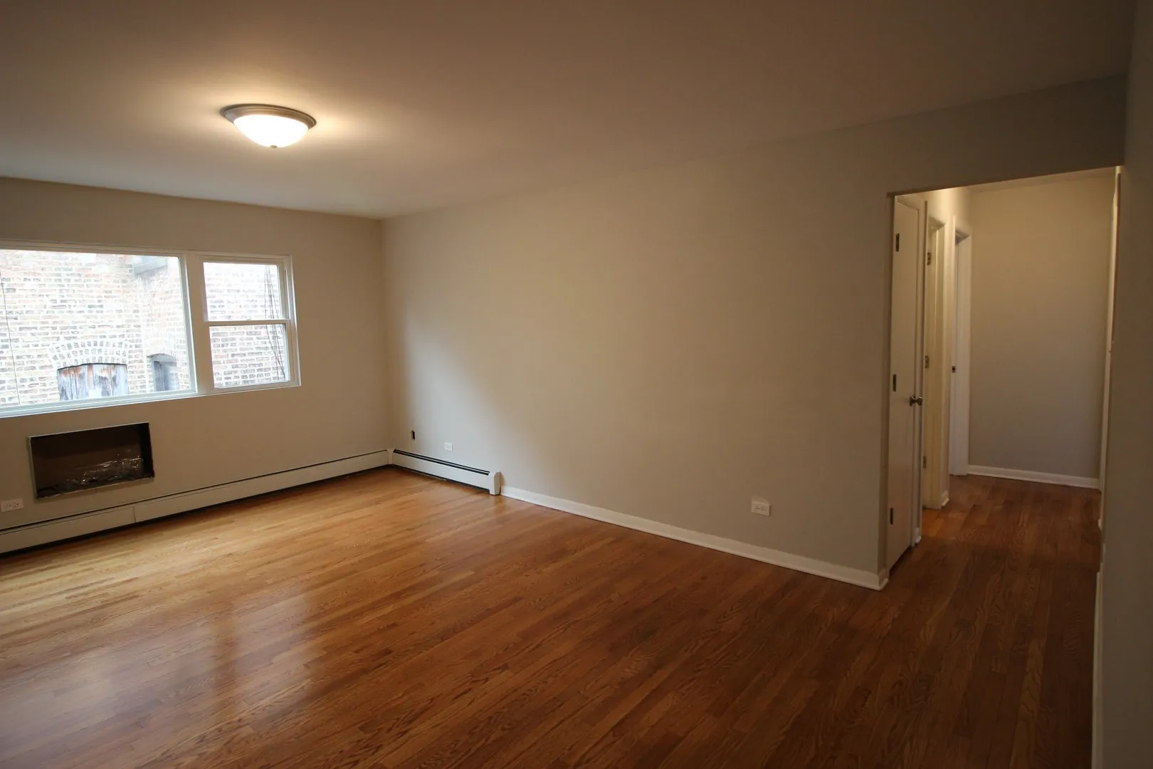 1642 W Morse Ave, ,  60626, USA 60626-unit#3S-Chicago-IL