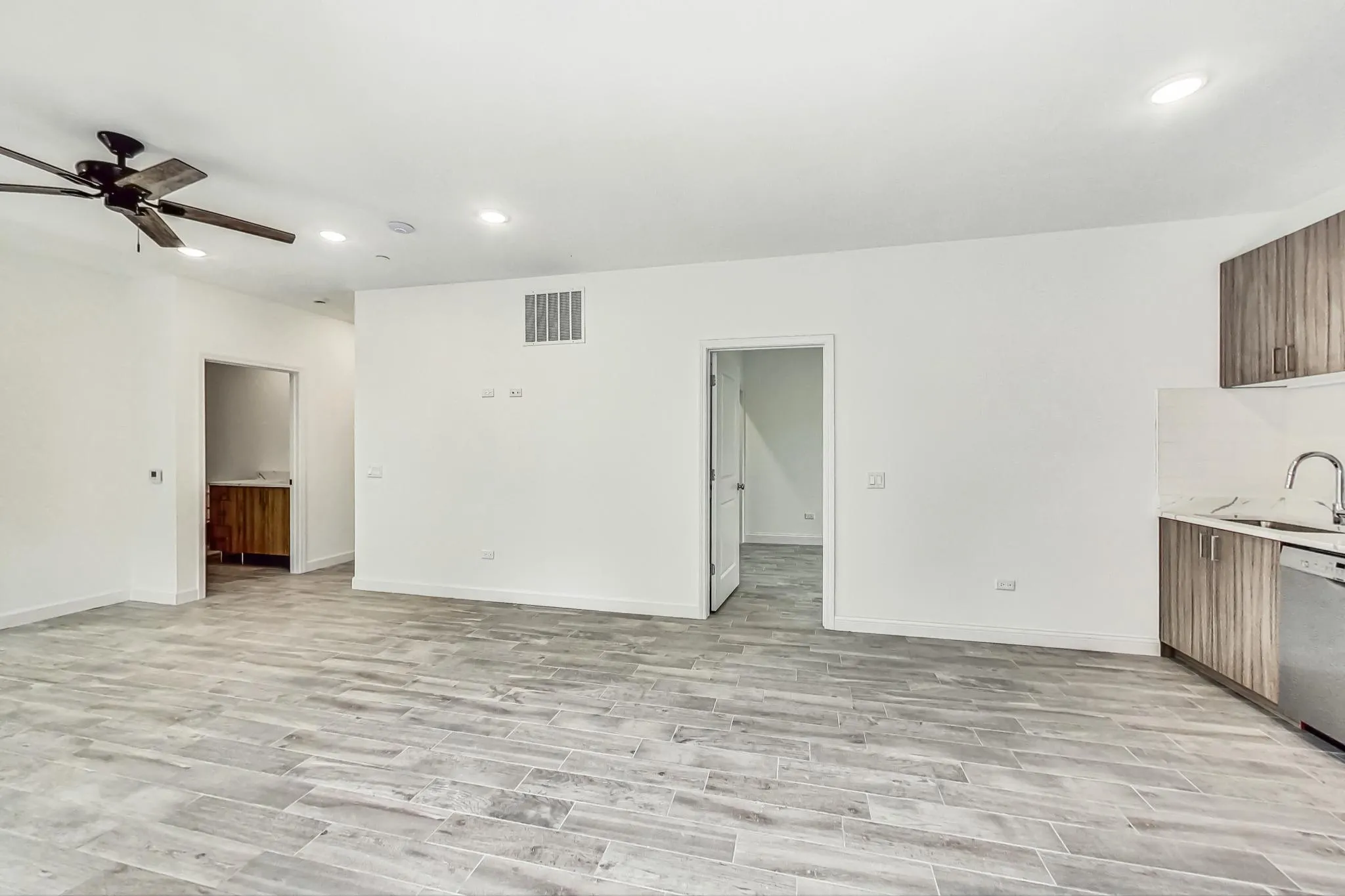 6135 S Kimbark Ave, , 60637, USA 60637-unit#103-Chicago-IL