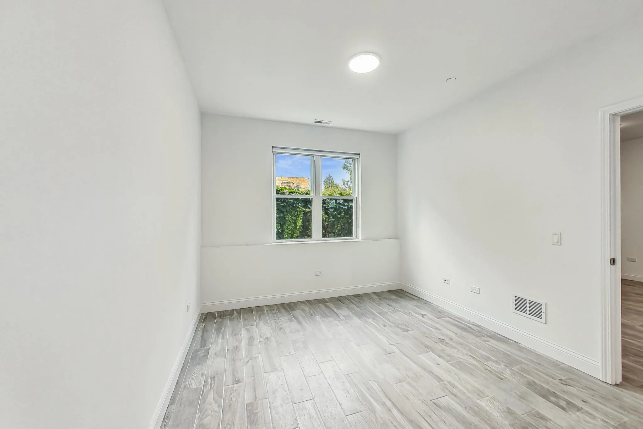 6135 S Kimbark Ave, , 60637, USA 60637-unit#103-Chicago-IL