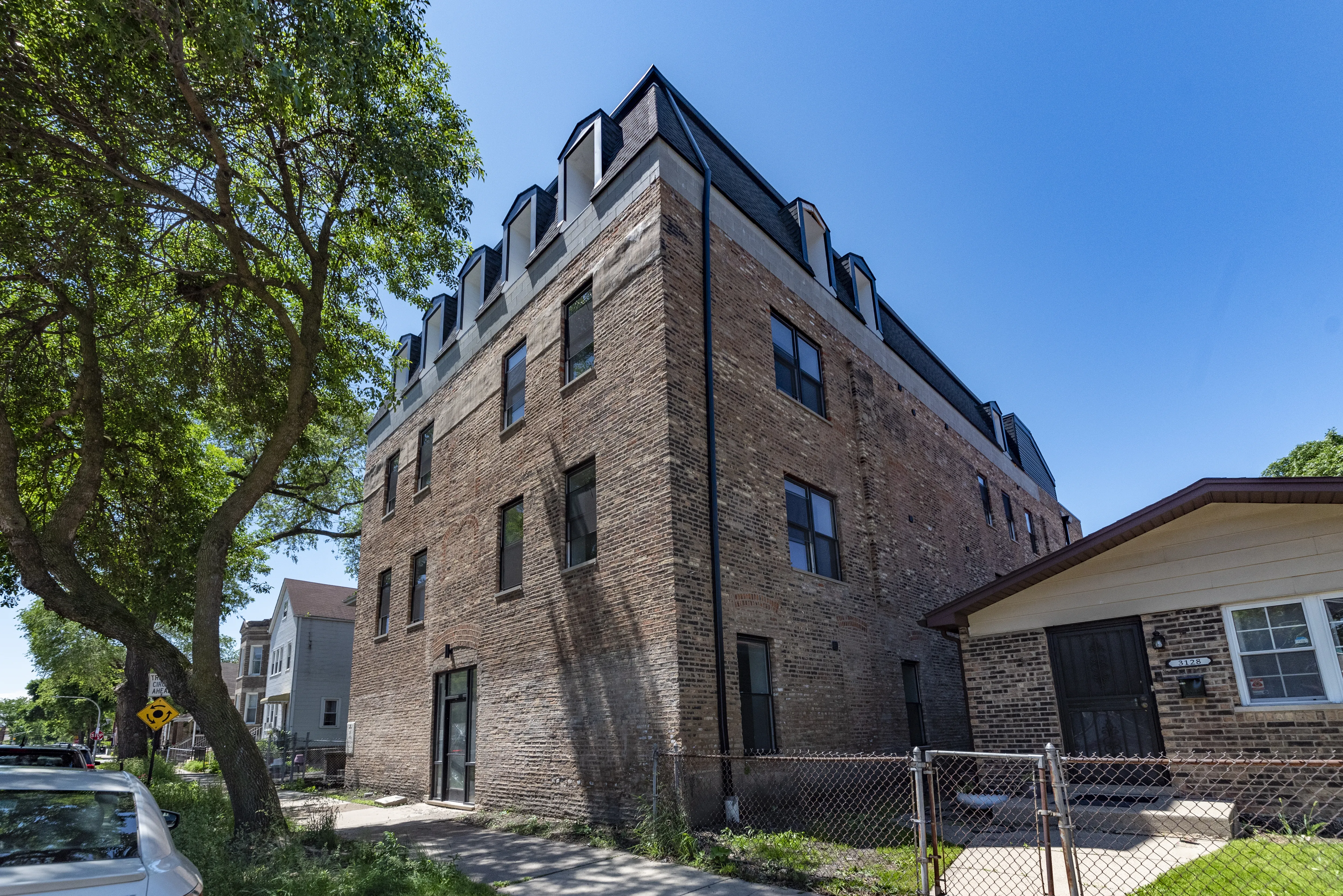 3132 S Lituanica Ave, , 60608, USA 60608-unit#PH-Chicago-IL