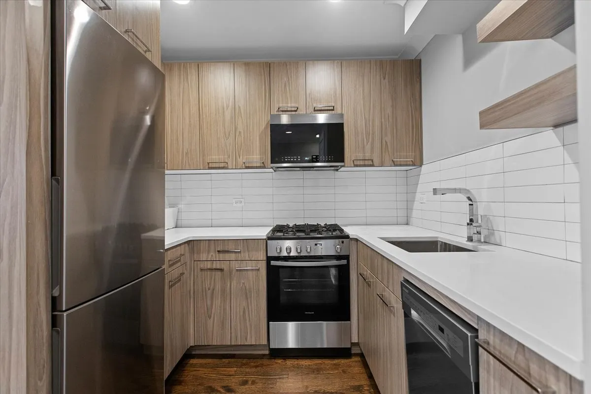 541 W Oakdale Ave, , 60657, USA 60657-unit#507-Chicago-IL