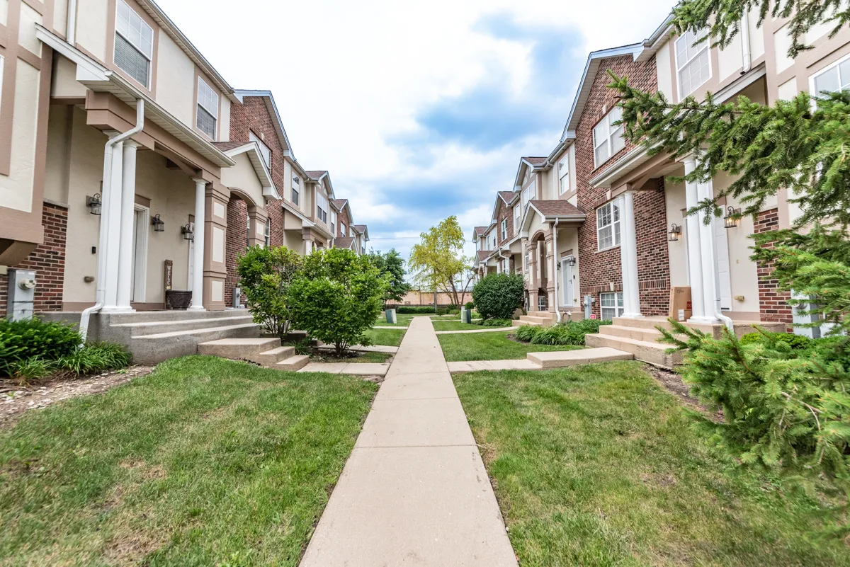 551 George St, ,  60191, USA 60191-Wood Dale-IL