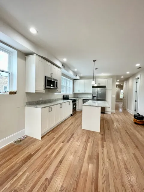 5506 N Glenwood Ave, ,  60640, USA 60660-unit#3-Chicago-IL