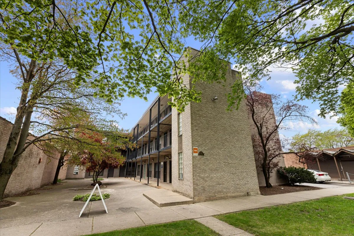 8222 S King Dr, Chicago, 60619, USA 60619-unit#2D-CHICAGO-IL