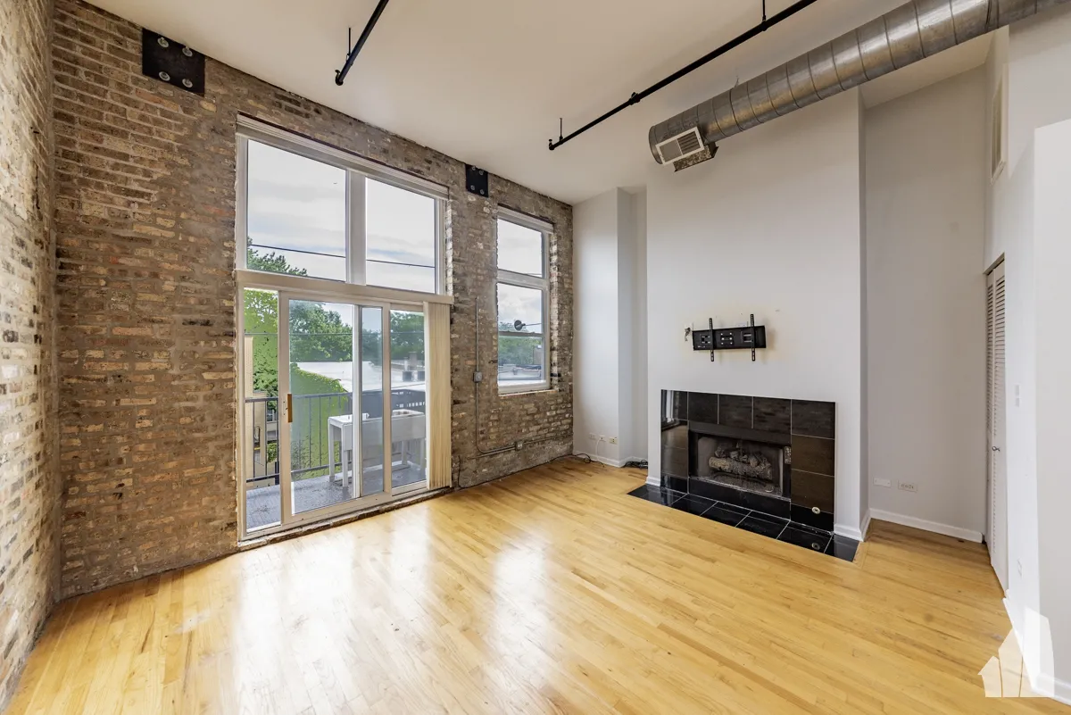 1907 N Milwaukee Ave, , 60647, USA 60647-unit#310-Chicago-IL