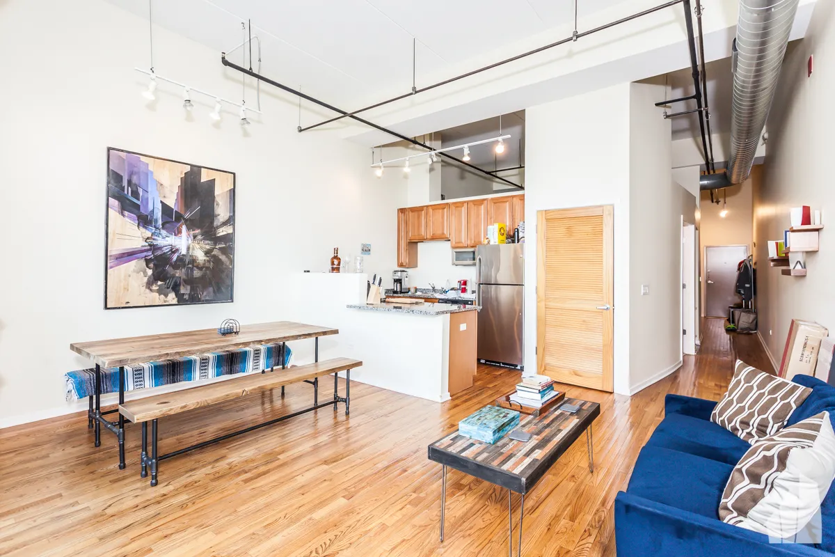 1645 W Ogden Ave, , 60612, USA 60612-unit#718-Chicago-IL