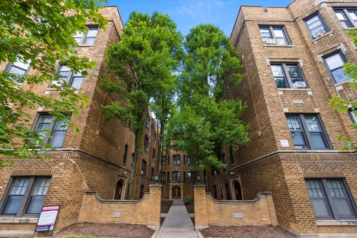 2344 W Addison St, , 60618, USA 60618-unit#F3-Chicago-IL