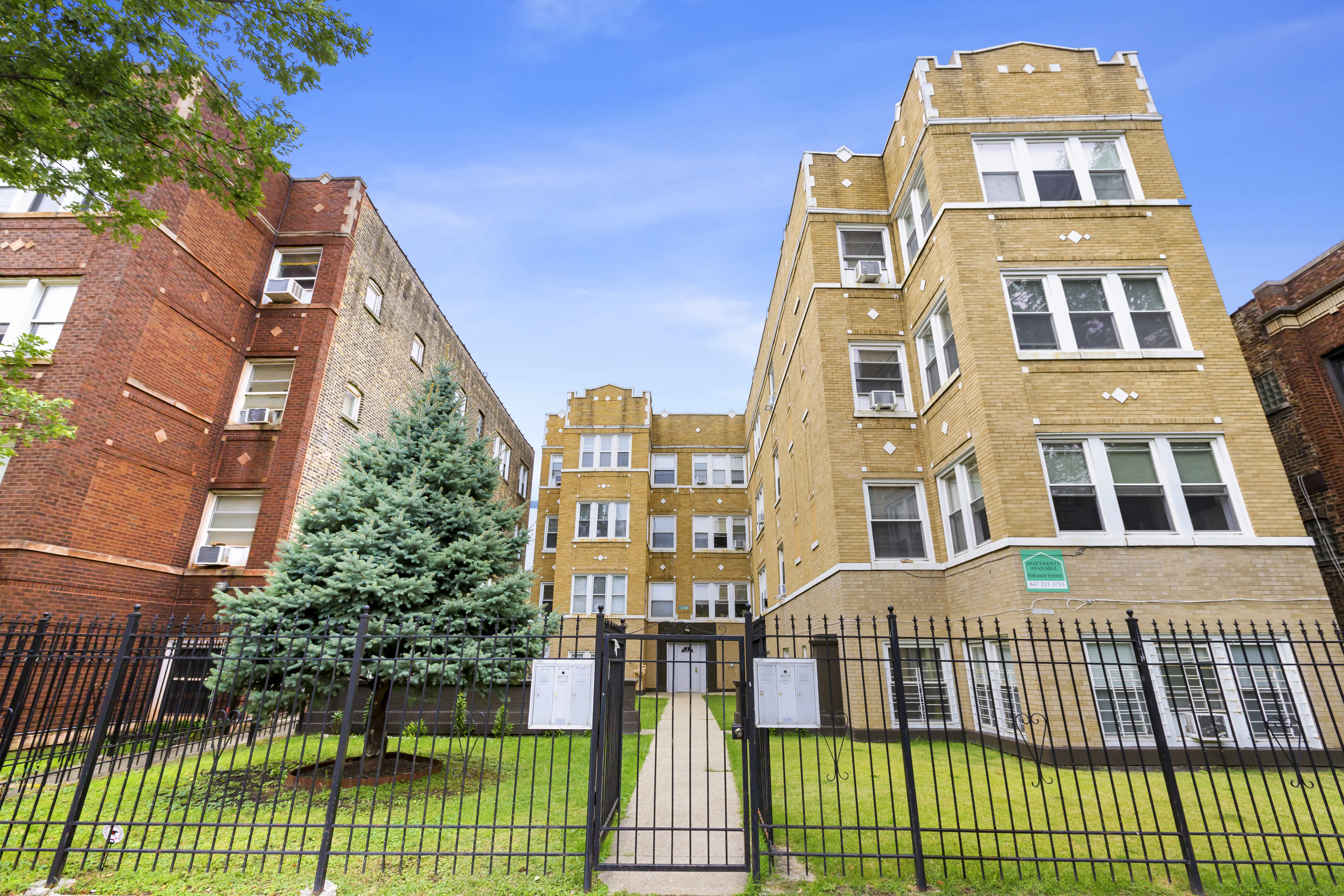 1048 N Spaulding Ave, , 60651, USA 60651-unit#2S-Chicago-IL