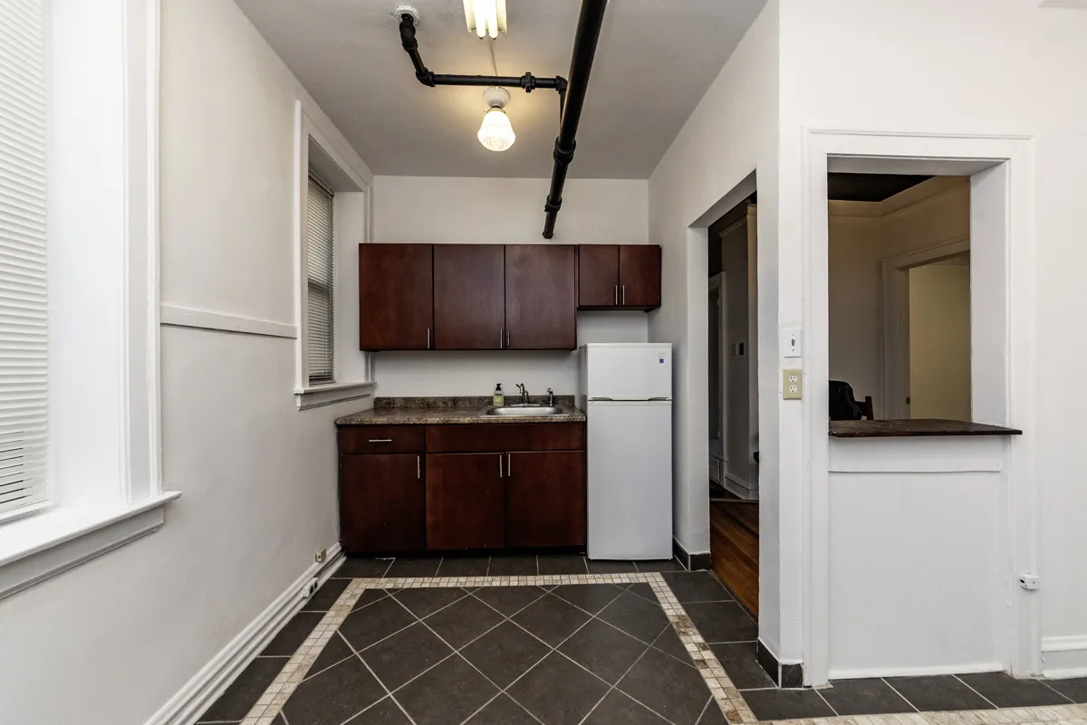 5704 S Harper Ave, ,  60637, USA 60637-unit#101-Chicago-IL