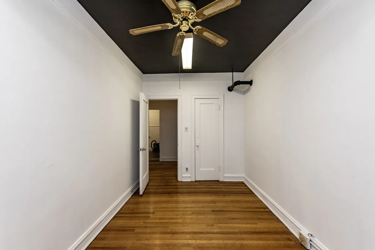 5704 S Harper Ave, ,  60637, USA 60637-unit#101-Chicago-IL